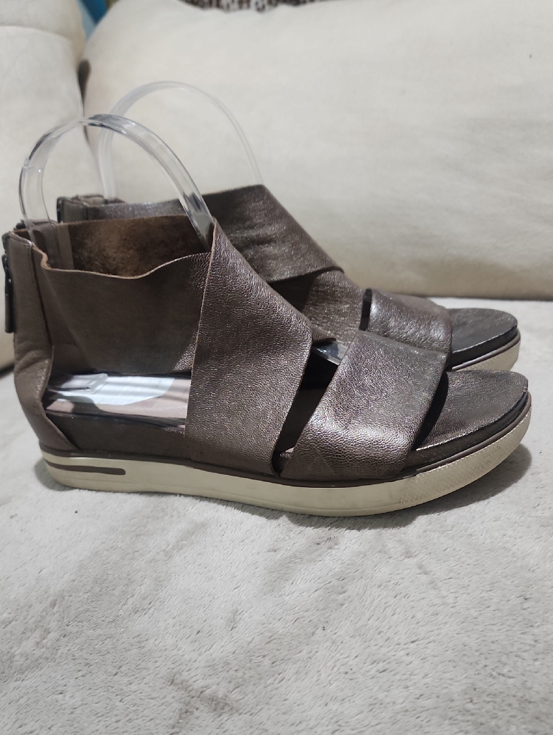 Bronze Metallic Sport Tumbled Leather Sneaker Sandal.New Condition